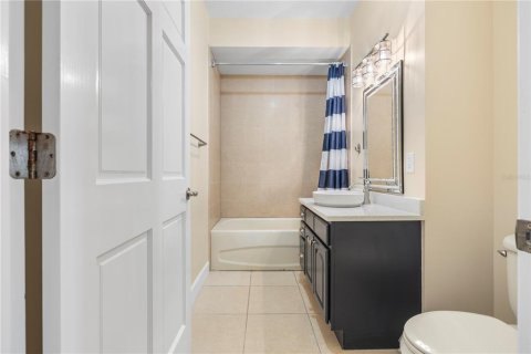 Townhouse in Madeira Beach, Florida 3 bedrooms, 206.52 sq.m. № 2235996 - photo 30