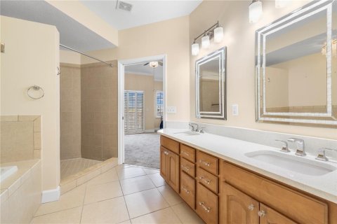 Townhouse in Madeira Beach, Florida 3 bedrooms, 206.52 sq.m. № 2235996 - photo 28