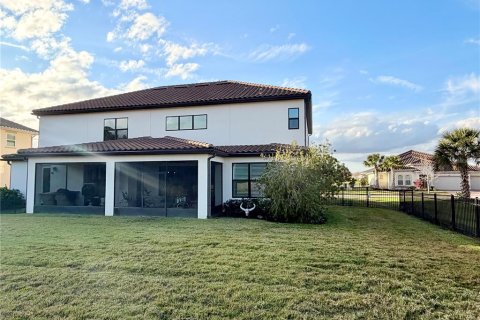 Villa ou maison à vendre à Kissimmee, Floride: 5 chambres, 401.52 m2 № 2237121 - photo 10