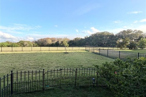 Villa ou maison à vendre à Kissimmee, Floride: 5 chambres, 401.52 m2 № 2237121 - photo 12