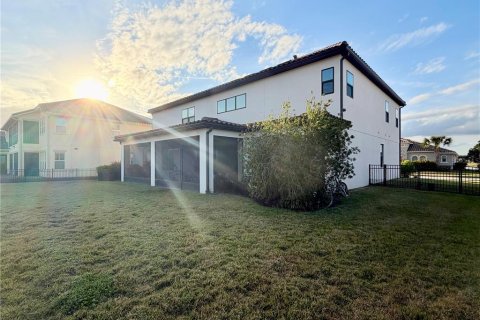 Villa ou maison à vendre à Kissimmee, Floride: 5 chambres, 401.52 m2 № 2237121 - photo 11