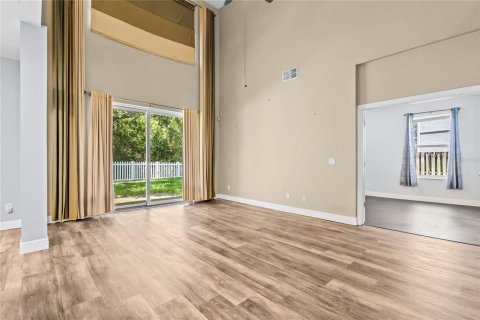 House in Orlando, Florida 4 bedrooms, 236.34 sq.m. № 2220839 - photo 29
