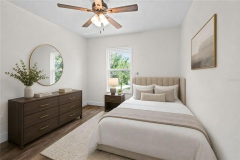 House in Orlando, Florida 4 bedrooms, 236.34 sq.m. № 2220839 - photo 6
