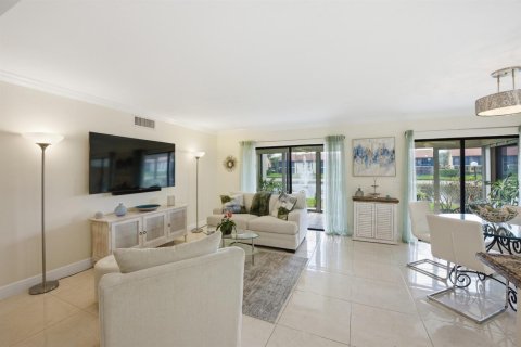 Condo in Boynton Beach, Florida, 3 bedrooms № 2146549 - photo 5