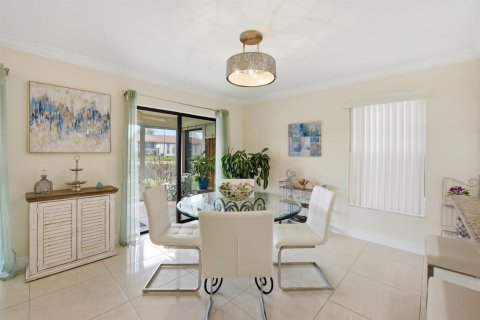 Condo in Boynton Beach, Florida, 3 bedrooms № 2146549 - photo 8