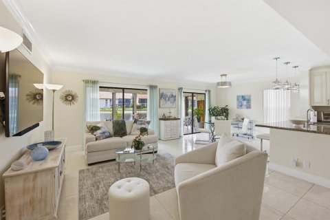 Condo in Boynton Beach, Florida, 3 bedrooms № 2146549