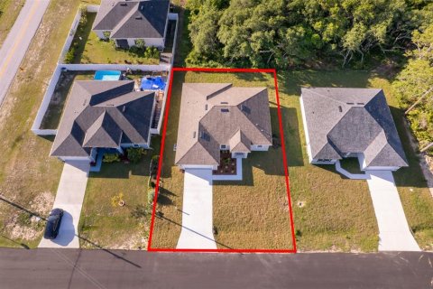 House in Poinciana, Florida 4 bedrooms, 156.82 sq.m. № 1113491 - photo 4