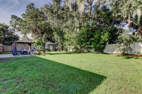 House in Safety Harbor, Florida 4 bedrooms, 147.34 sq.m. № 1916128 - photo 6