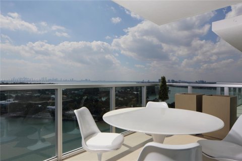 Copropriété à louer à Miami Beach, Floride: 2 chambres, 87.51 m2 № 2013635 - photo 4