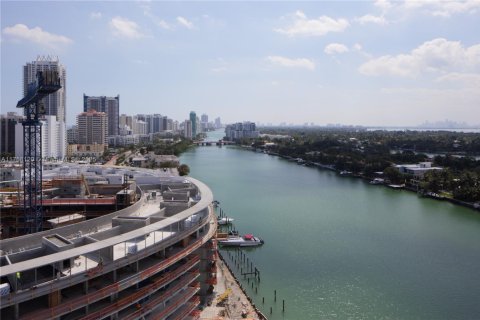 Copropriété à louer à Miami Beach, Floride: 2 chambres, 87.51 m2 № 2013635 - photo 2