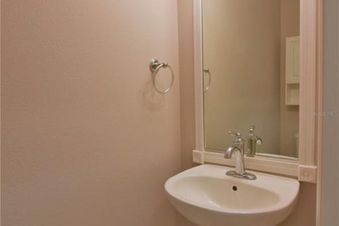 Снять в аренду таунхаус в Сарасота, Флорида 7 комнат, 154.31м2, № 1835560 - фото 12
