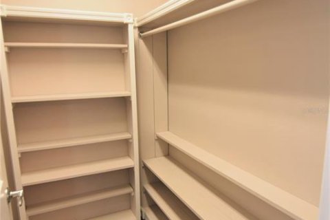 Снять в аренду таунхаус в Сарасота, Флорида 7 комнат, 154.31м2, № 1835560 - фото 22