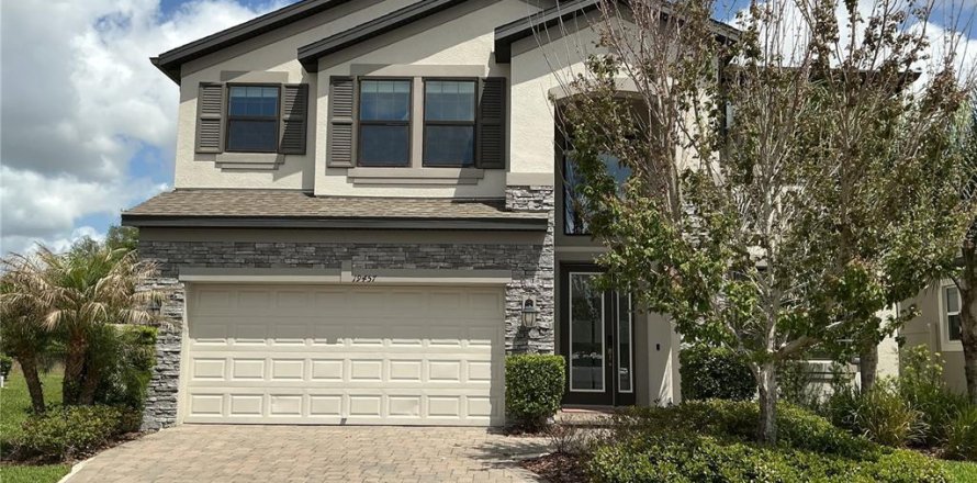 Casa en Tampa, Florida 5 dormitorios, 330.64 m2 № 2151471