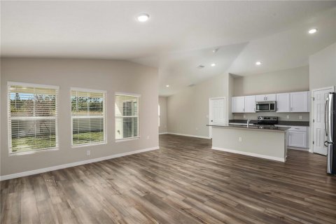 Villa ou maison à vendre à Haines City, Floride: 4 chambres, 171.87 m2 № 2149389 - photo 12