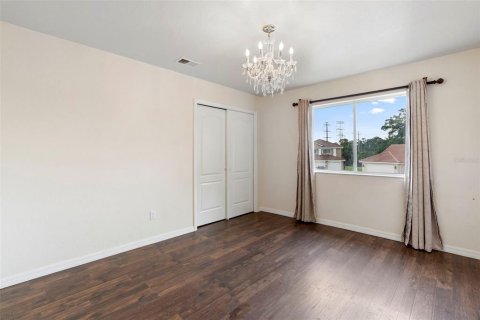 House in Orlando, Florida 4 bedrooms, 239.69 sq.m. № 1754617 - photo 27