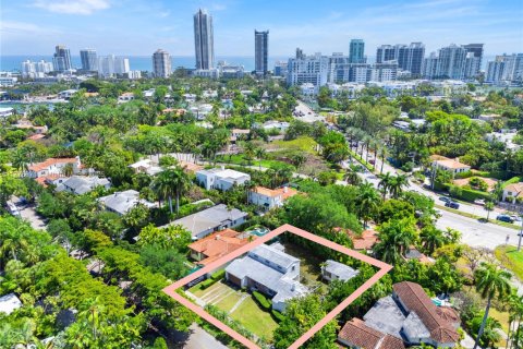 Villa ou maison à vendre à Miami Beach, Floride: 6 chambres, 464.33 m2 № 2059684 - photo 25