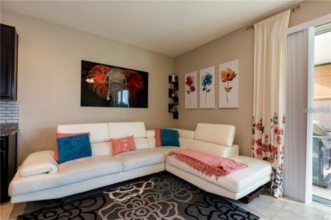 Adosado en alquiler en Riverview, Florida, 3 dormitorios, 130.06 m2 № 2147917 - foto 4