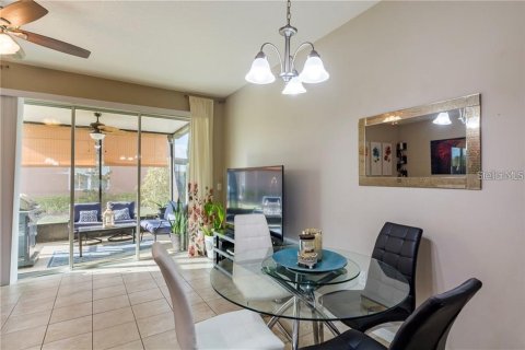 Adosado en alquiler en Riverview, Florida, 3 dormitorios, 130.06 m2 № 2147917 - foto 5