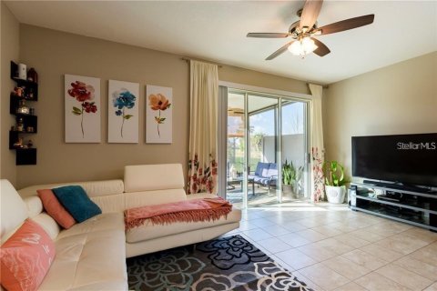 Adosado en alquiler en Riverview, Florida, 3 dormitorios, 130.06 m2 № 2147917 - foto 3