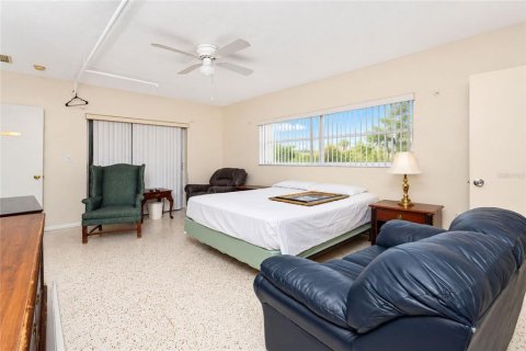 Propiedad comercial en venta en Port Charlotte, Florida, 466.65 m2 № 2412646 - foto 27