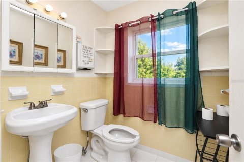 Propiedad comercial en venta en Port Charlotte, Florida, 466.65 m2 № 2412646 - foto 20