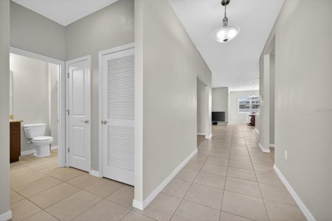 House in Riverview, Florida 3 bedrooms, 159.98 sq.m. № 1847809 - photo 3