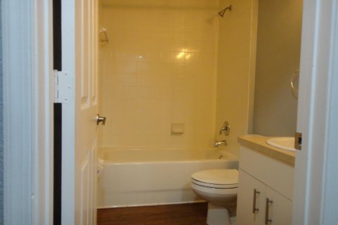 Condo in West Palm Beach, Florida, 3 bedrooms  № 2086803 - photo 8
