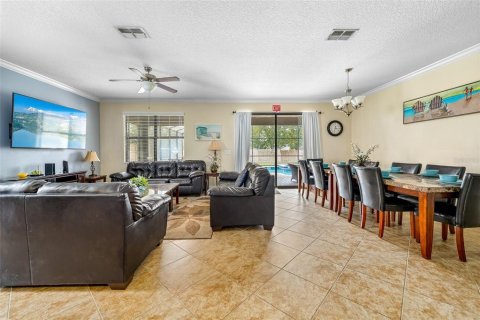 Villa ou maison à vendre à Davenport, Floride: 8 chambres, 363.15 m2 № 2227944 - photo 12
