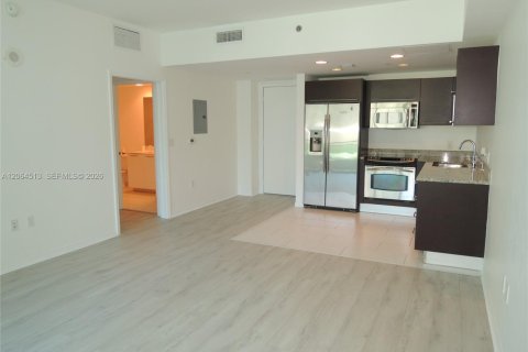 Copropriété à louer à Miami, Floride: 1 chambre, 59.36 m2 № 2339847 - photo 7