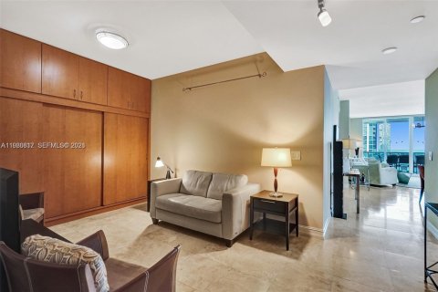 Copropriété à vendre à Aventura, Floride: 2 chambres, 160.72 m2 № 2255156 - photo 18