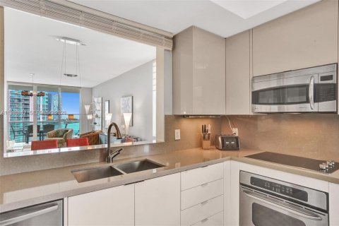 Copropriété à vendre à Aventura, Floride: 2 chambres, 160.72 m2 № 2255156 - photo 4
