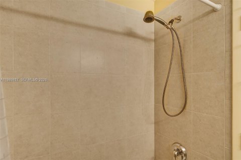 Copropriété à vendre à Aventura, Floride: 2 chambres, 160.72 m2 № 2255156 - photo 23