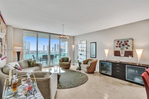 Copropriété à vendre à Aventura, Floride: 2 chambres, 160.72 m2 № 2255156 - photo 2
