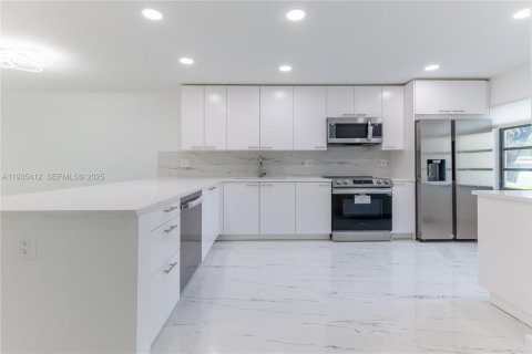 Condo in Boca Raton, Florida, 2 bedrooms  № 1993575 - photo 5