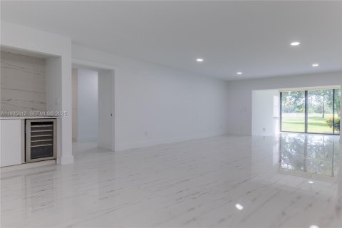 Condo in Boca Raton, Florida, 2 bedrooms  № 1993575 - photo 14