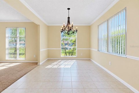 Villa ou maison à vendre à Riverview, Floride: 5 chambres, 284.28 m2 № 2437383 - photo 10