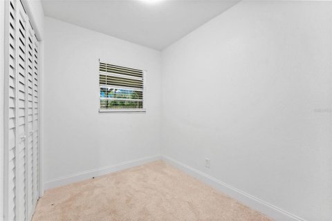 House in Tampa, Florida 3 bedrooms, 142.7 sq.m. № 2379622 - photo 26