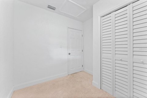 House in Tampa, Florida 3 bedrooms, 142.7 sq.m. № 2379622 - photo 27