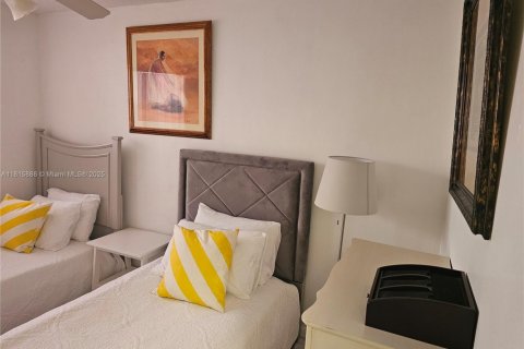 Condominio en alquiler en Hallandale Beach, Florida, 2 dormitorios, 86.86 m2 № 2088570 - foto 5