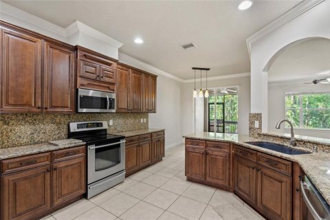 Townhouse in Tampa, Florida 3 bedrooms, 214.42 sq.m. № 1785986 - photo 13