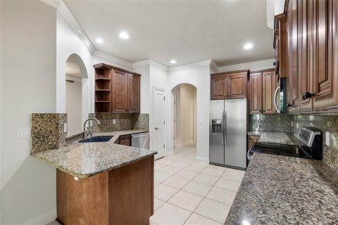 Townhouse in Tampa, Florida 3 bedrooms, 214.42 sq.m. № 1785986 - photo 14