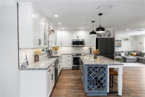 Casa en venta en Eustis, Florida, 3 dormitorios, 204.66 m2 № 1775586 - foto 7