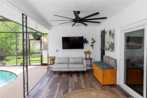 Casa en venta en Eustis, Florida, 3 dormitorios, 204.66 m2 № 1775586 - foto 21