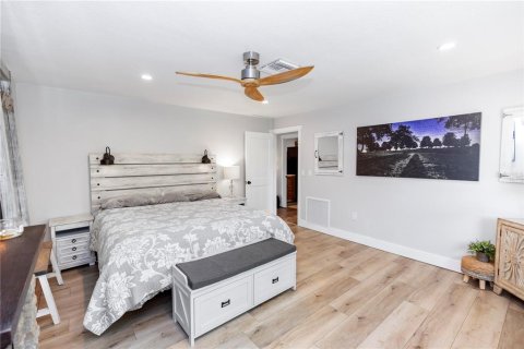 Casa en venta en Eustis, Florida, 3 dormitorios, 204.66 m2 № 1775586 - foto 17