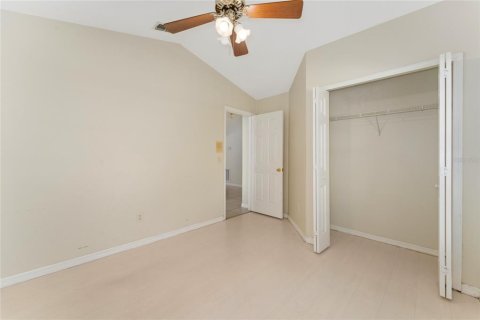 House in Orlando, Florida 4 bedrooms, 165.09 sq.m. № 1885362 - photo 22
