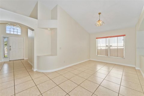 House in Orlando, Florida 4 bedrooms, 165.09 sq.m. № 1885362 - photo 6