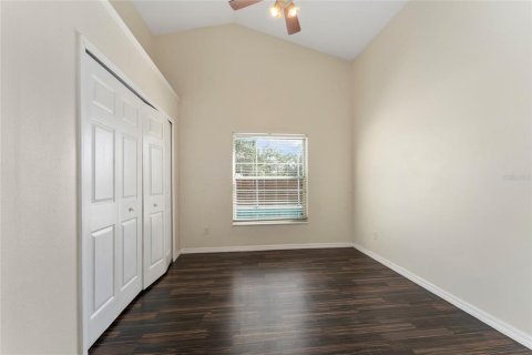 House in Orlando, Florida 4 bedrooms, 165.09 sq.m. № 1885362 - photo 14