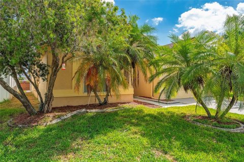 House in Orlando, Florida 4 bedrooms, 165.09 sq.m. № 1885362 - photo 4