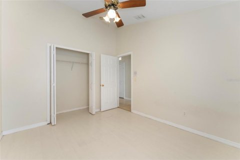 House in Orlando, Florida 4 bedrooms, 165.09 sq.m. № 1885362 - photo 25