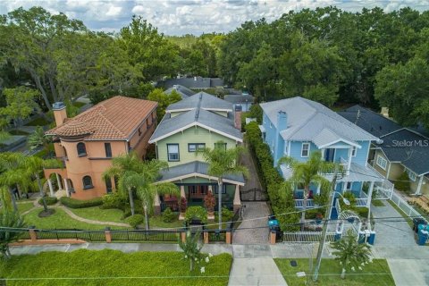 Casa en venta en Orlando, Florida, 5 dormitorios, 401.34 m2 № 1336072 - foto 4